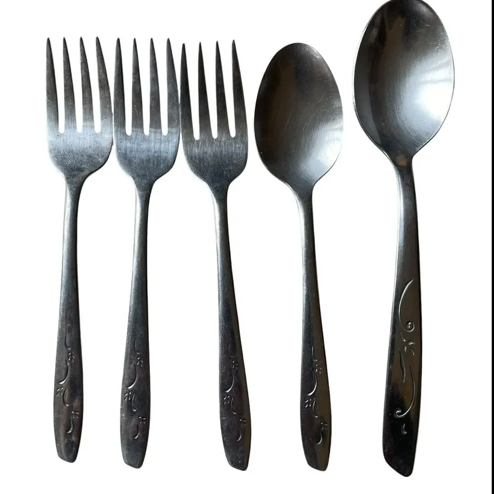 12 pc Silco MARDI GRAS Stainless International Silver MCM Knives‎ Spoons Forks